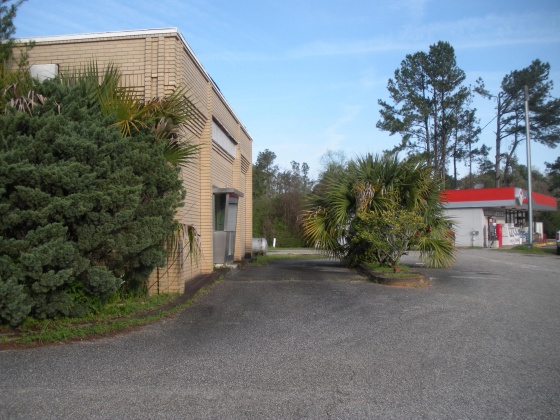 Ponce De Leon, Florida 32455, ,Commercial for Sale,For Sale,Hwy 90,818812