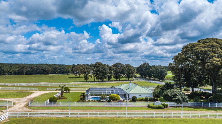 Defuniak Springs, Florida 32433, 6 Bedrooms Bedrooms, ,5 BathroomsBathrooms,Residential,For Sale,State Highway 2,805991