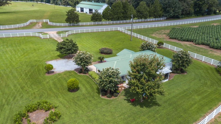 Defuniak Springs, Florida 32433, 6 Bedrooms Bedrooms, ,5 BathroomsBathrooms,Residential,For Sale,State Highway 2,805991