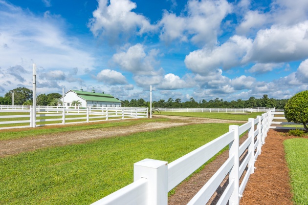 Defuniak Springs, Florida 32433, 6 Bedrooms Bedrooms, ,5 BathroomsBathrooms,Residential,For Sale,State Highway 2,805991