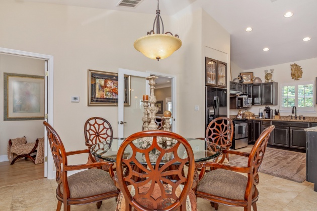 Defuniak Springs, Florida 32433, 6 Bedrooms Bedrooms, ,5 BathroomsBathrooms,Residential,For Sale,State Highway 2,805991