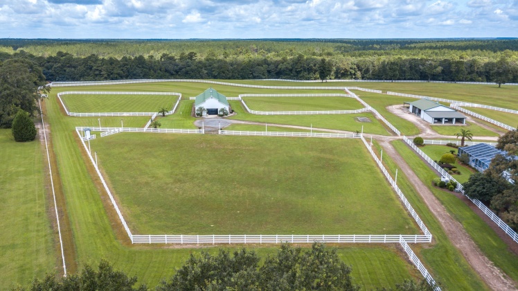 Defuniak Springs, Florida 32433, 6 Bedrooms Bedrooms, ,5 BathroomsBathrooms,Residential,For Sale,State Highway 2,805991