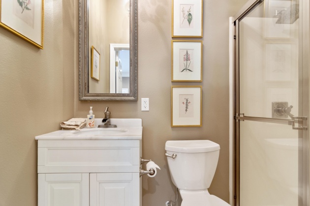 Defuniak Springs, Florida 32433, 6 Bedrooms Bedrooms, ,5 BathroomsBathrooms,Residential,For Sale,State Highway 2,805991