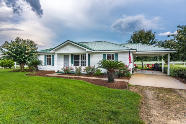 Defuniak Springs, Florida 32433, 6 Bedrooms Bedrooms, ,5 BathroomsBathrooms,Residential,For Sale,State Highway 2,805991