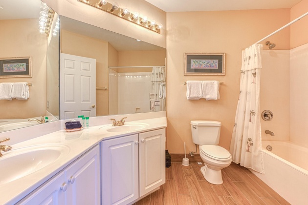 Miramar Beach, Florida 32550, 3 Bedrooms Bedrooms, ,3 BathroomsBathrooms,Residential,For Sale,Scenic Gulf,843361