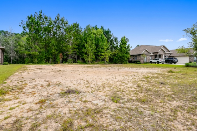 Milton, Florida 32583, ,Land,For Sale,Highland Lake Dr. Lot 16 Blk I,846060