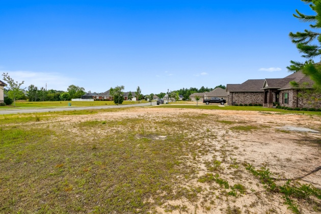 Milton, Florida 32583, ,Land,For Sale,Highland Lake Dr. Lot 16 Blk I,846060