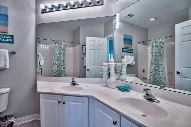 Miramar Beach, Florida 32550, 3 Bedrooms Bedrooms, ,3 BathroomsBathrooms,Residential,For Sale,Scenic Gulf Drive,846043