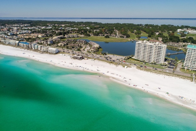 Miramar Beach, Florida 32550, 3 Bedrooms Bedrooms, ,3 BathroomsBathrooms,Residential,For Sale,Scenic Gulf Drive,846043