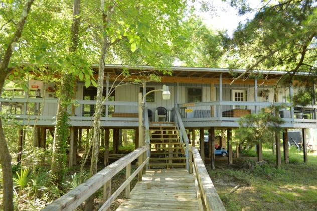 Ponce De Leon, Florida 32455, 4 Bedrooms Bedrooms, ,2 BathroomsBathrooms,Residential,For Sale,River,846342