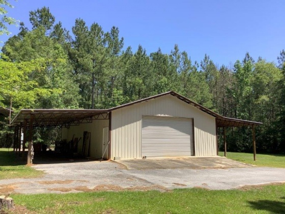 Ponce De Leon, Florida 32455, 3 Bedrooms Bedrooms, ,2 BathroomsBathrooms,Residential,For Sale,FL-81,846609