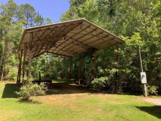 Ponce De Leon, Florida 32455, 3 Bedrooms Bedrooms, ,2 BathroomsBathrooms,Residential,For Sale,FL-81,846609