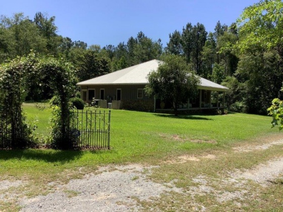 Ponce De Leon, Florida 32455, 3 Bedrooms Bedrooms, ,2 BathroomsBathrooms,Residential,For Sale,FL-81,846609