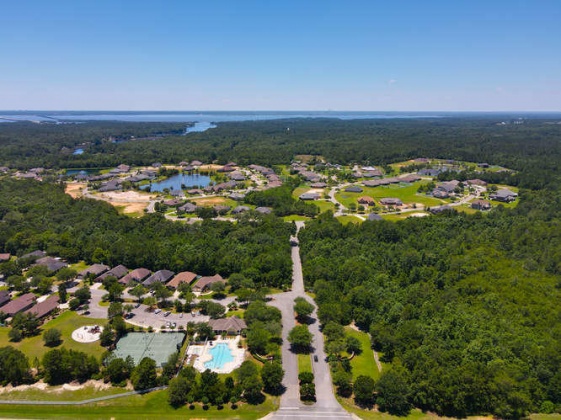 Milton, Florida 32583, ,Land,For Sale,Highland Lake Dr. Lot 10 Blk H,846740