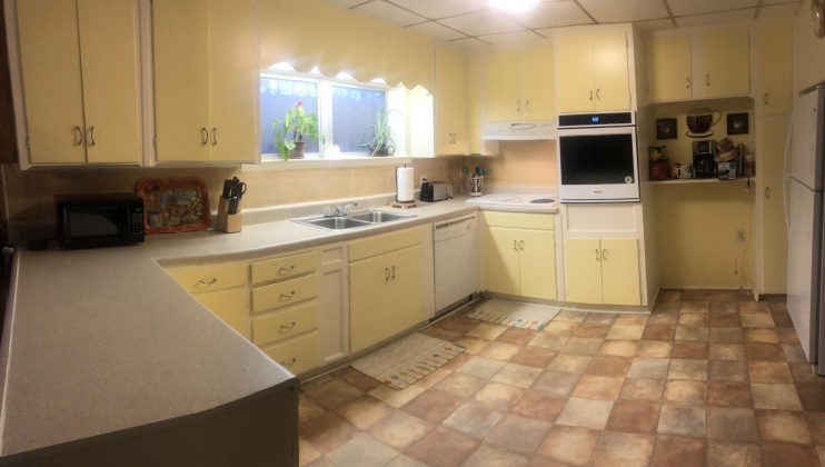 Pensacola, Florida 32501, 5 Bedrooms Bedrooms, ,4 BathroomsBathrooms,Residential,For Sale,DeVilliers,846674