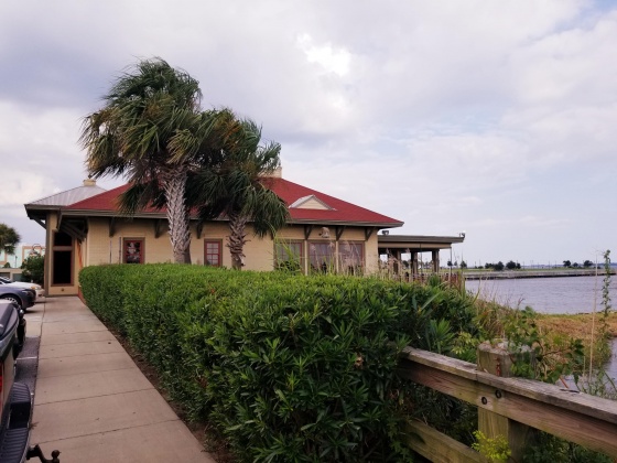 Pensacola, Florida 32501, 5 Bedrooms Bedrooms, ,4 BathroomsBathrooms,Residential,For Sale,DeVilliers,846674