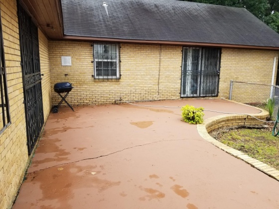 Pensacola, Florida 32501, 5 Bedrooms Bedrooms, ,4 BathroomsBathrooms,Residential,For Sale,DeVilliers,846674