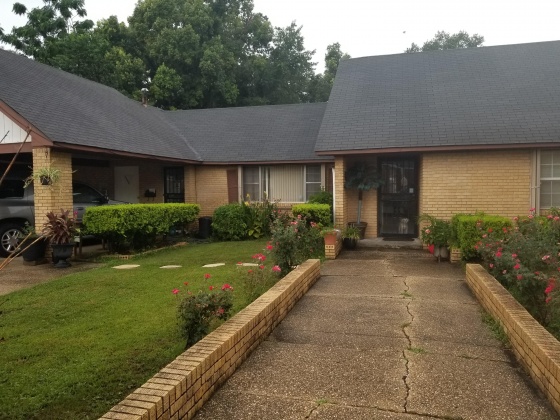 Pensacola, Florida 32501, 5 Bedrooms Bedrooms, ,4 BathroomsBathrooms,Residential,For Sale,DeVilliers,846674