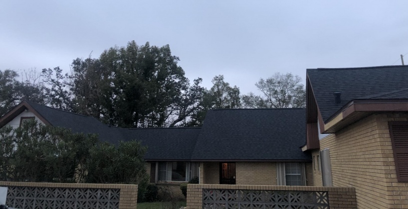 Pensacola, Florida 32501, 5 Bedrooms Bedrooms, ,4 BathroomsBathrooms,Residential,For Sale,DeVilliers,846674