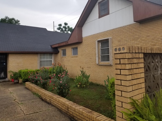 Pensacola, Florida 32501, 5 Bedrooms Bedrooms, ,4 BathroomsBathrooms,Residential,For Sale,DeVilliers,846674