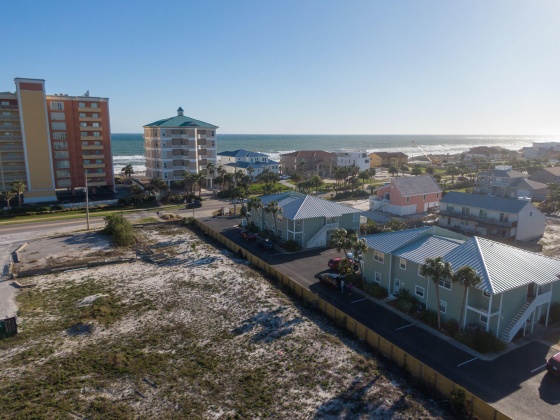 Destin, Florida 32541, 2 Bedrooms Bedrooms, ,2 BathroomsBathrooms,Residential,For Sale,Gulf Shore,853495