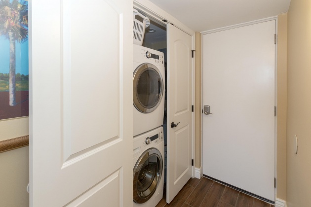 Miramar Beach, Florida 32550, 4 Bedrooms Bedrooms, ,4 BathroomsBathrooms,Residential,For Sale,Mainsail,853979