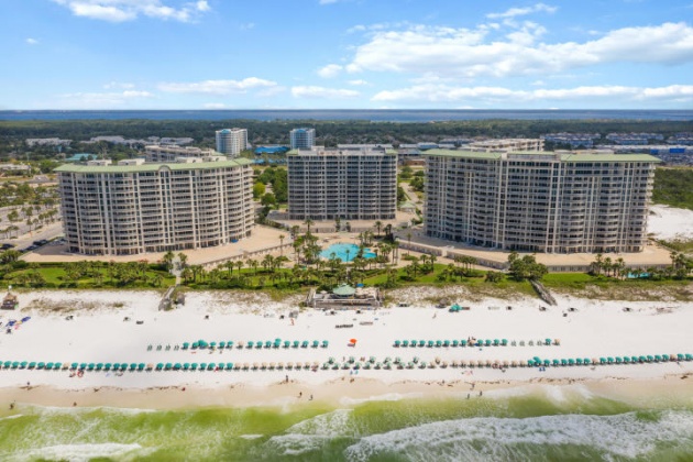 Destin, Florida 32541, 3 Bedrooms Bedrooms, ,4 BathroomsBathrooms,Residential,For Sale,Emerald Coast,854003