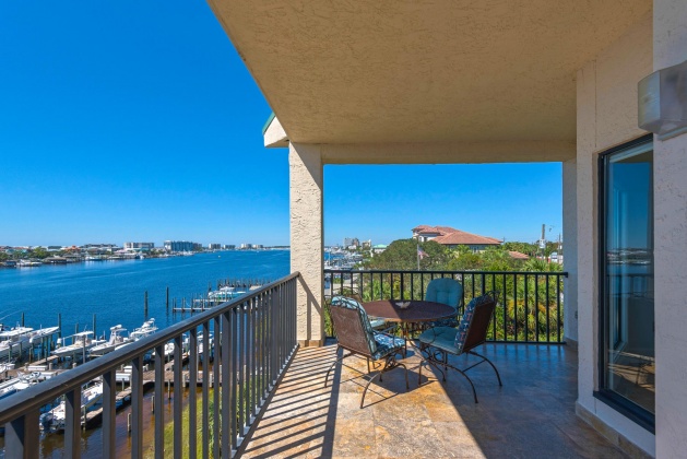 Destin, Florida 32541, 4 Bedrooms Bedrooms, ,3 BathroomsBathrooms,Residential,For Sale,Harbor,856061
