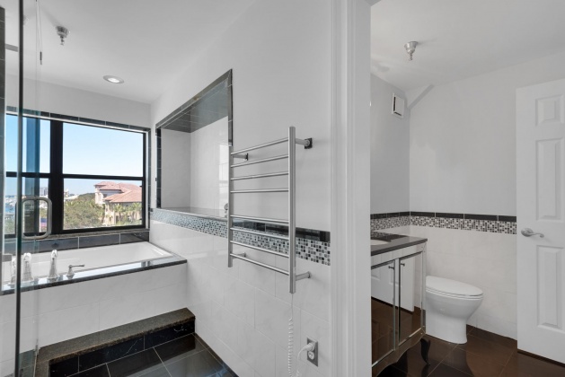 Destin, Florida 32541, 4 Bedrooms Bedrooms, ,3 BathroomsBathrooms,Residential,For Sale,Harbor,856061