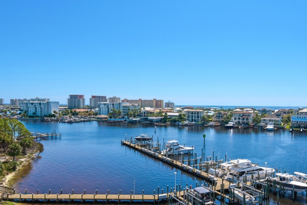 Destin, Florida 32541, 4 Bedrooms Bedrooms, ,3 BathroomsBathrooms,Residential,For Sale,Harbor,856061