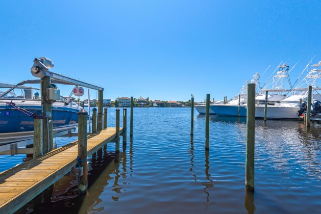 Destin, Florida 32541, 4 Bedrooms Bedrooms, ,3 BathroomsBathrooms,Residential,For Sale,Harbor,856061