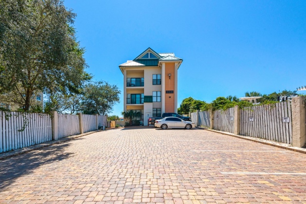 Destin, Florida 32541, 4 Bedrooms Bedrooms, ,3 BathroomsBathrooms,Residential,For Sale,Harbor,856061