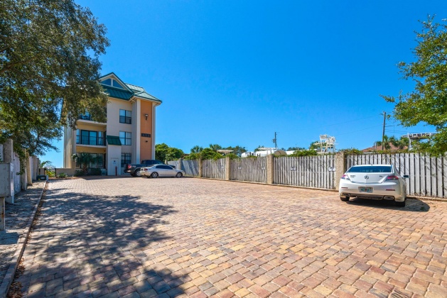 Destin, Florida 32541, 4 Bedrooms Bedrooms, ,3 BathroomsBathrooms,Residential,For Sale,Harbor,856061