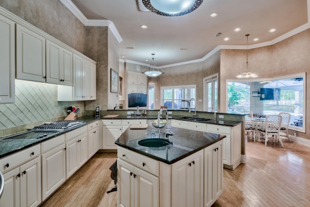 Destin, Florida 32541, 4 Bedrooms Bedrooms, ,4 BathroomsBathrooms,Residential,For Sale,Captains,857070