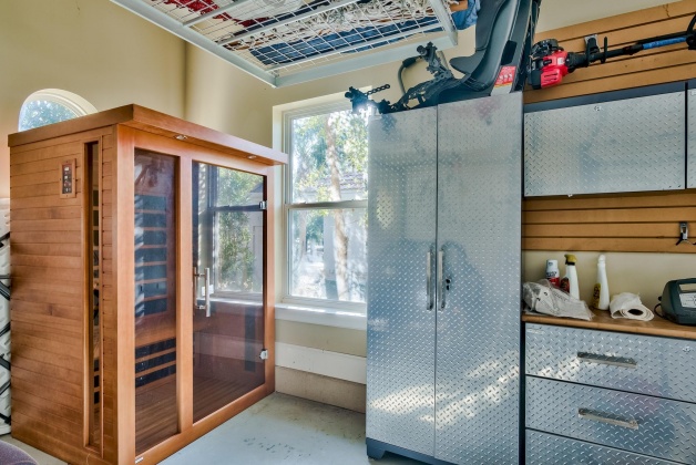 Destin, Florida 32541, 4 Bedrooms Bedrooms, ,4 BathroomsBathrooms,Residential,For Sale,Captains,857070