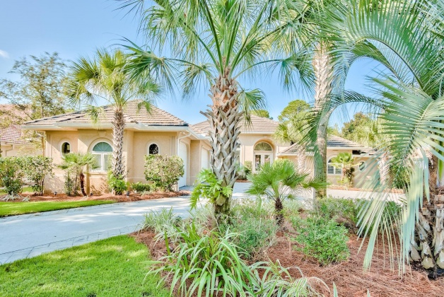 Destin, Florida 32541, 4 Bedrooms Bedrooms, ,4 BathroomsBathrooms,Residential,For Sale,Captains,857070