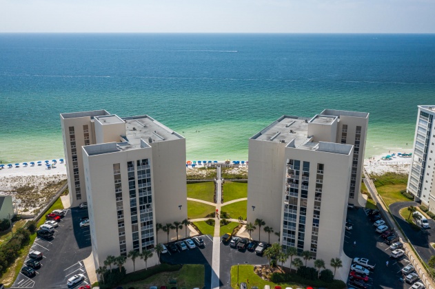 Destin, Florida 32541, 2 Bedrooms Bedrooms, ,2 BathroomsBathrooms,Residential,For Sale,Gulf Shore,857365
