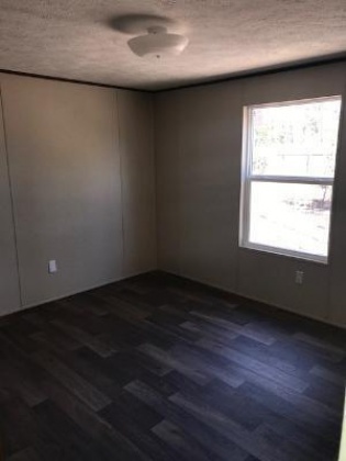 Defuniak Springs, Florida 32433, 3 Bedrooms Bedrooms, ,2 BathroomsBathrooms,Residential,For Sale,Lafavre,857574