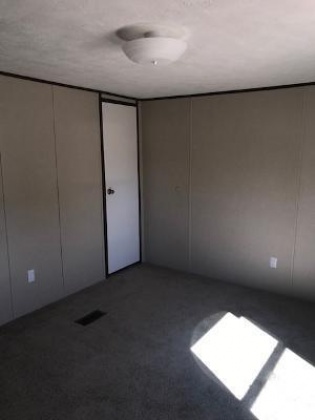 Defuniak Springs, Florida 32433, 3 Bedrooms Bedrooms, ,2 BathroomsBathrooms,Residential,For Sale,Lafavre,857574