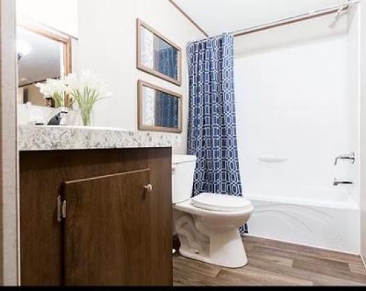 Defuniak Springs, Florida 32433, 3 Bedrooms Bedrooms, ,2 BathroomsBathrooms,Residential,For Sale,Lafavre,857574