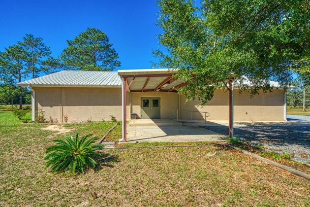 Defuniak Springs, Florida 32433, ,Commercial for Sale,For Sale,Dr Roberts,857841