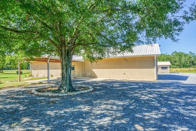 Defuniak Springs, Florida 32433, ,Commercial for Sale,For Sale,Dr Roberts,857841
