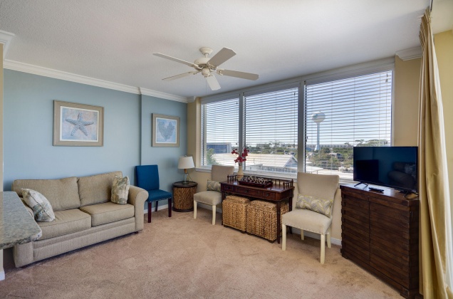 Fort Walton Beach, Florida 32548, 3 Bedrooms Bedrooms, ,3 BathroomsBathrooms,Residential,For Sale,Miracle Strip,858165