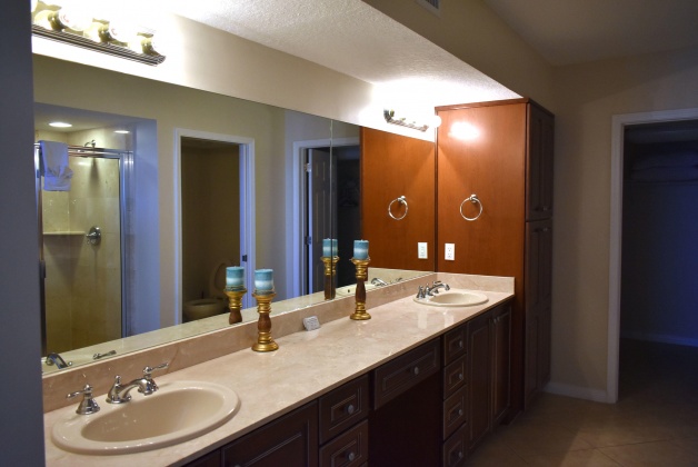 Fort Walton Beach, Florida 32548, 3 Bedrooms Bedrooms, ,3 BathroomsBathrooms,Residential,For Sale,Miracle Strip,858169