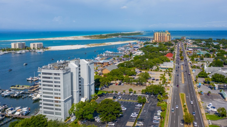 Destin, Florida 32541, 3 Bedrooms Bedrooms, ,3 BathroomsBathrooms,Residential,For Sale,Harbor,858653