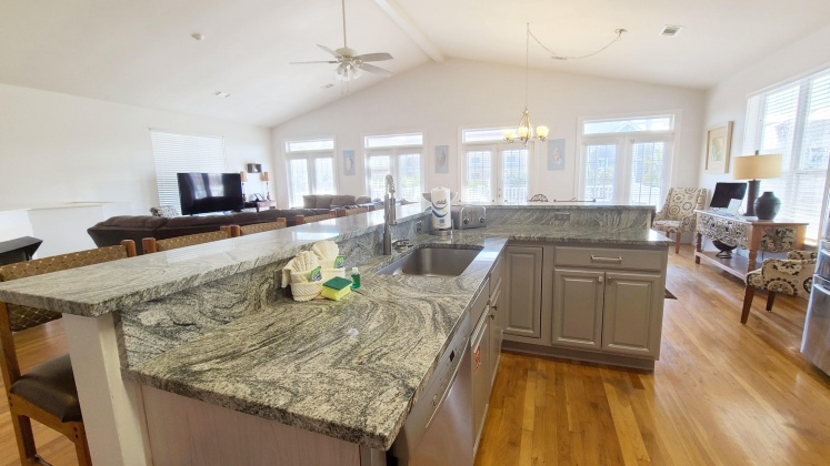 Destin, Florida 32541, 6 Bedrooms Bedrooms, ,4 BathroomsBathrooms,Residential,For Sale,Scenic Hwy 98,860090