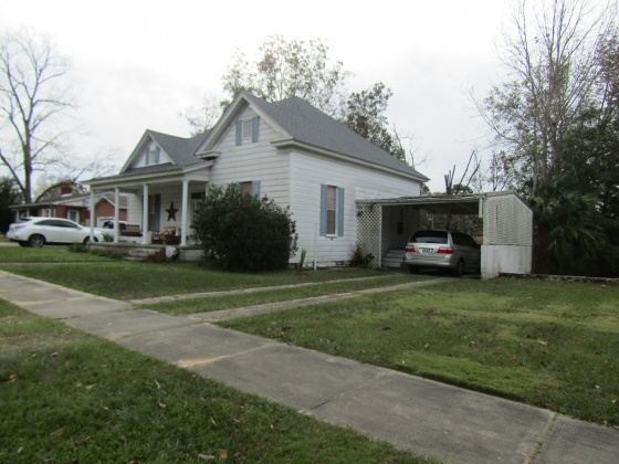 Florala, Alabama 36442, 3 Bedrooms Bedrooms, ,1 BathroomBathrooms,Residential,For Sale,Fifth,860300