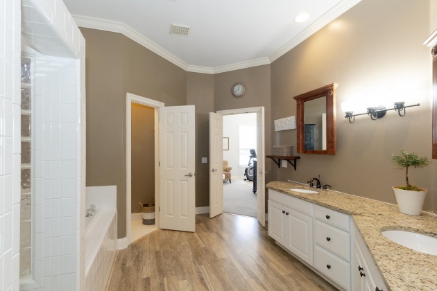 Destin, Florida 32541, 3 Bedrooms Bedrooms, ,3 BathroomsBathrooms,Residential,For Sale,Sunset Pointe,860598