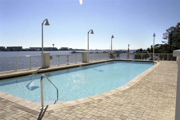 Fort Walton Beach, Florida 32548, 4 Bedrooms Bedrooms, ,5 BathroomsBathrooms,Residential,For Sale,Miracle Strip,836309