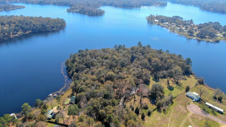 Defuniak Springs, Florida 32433, 3 Bedrooms Bedrooms, ,2 BathroomsBathrooms,Residential,For Sale,Russell,849275